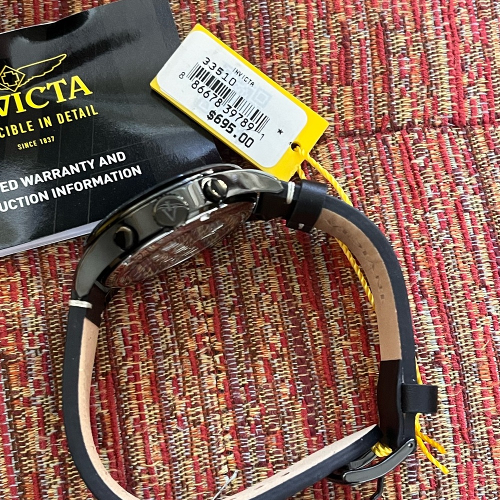 NOS Invicta Gents Wristwatch - Picture 5 of 8